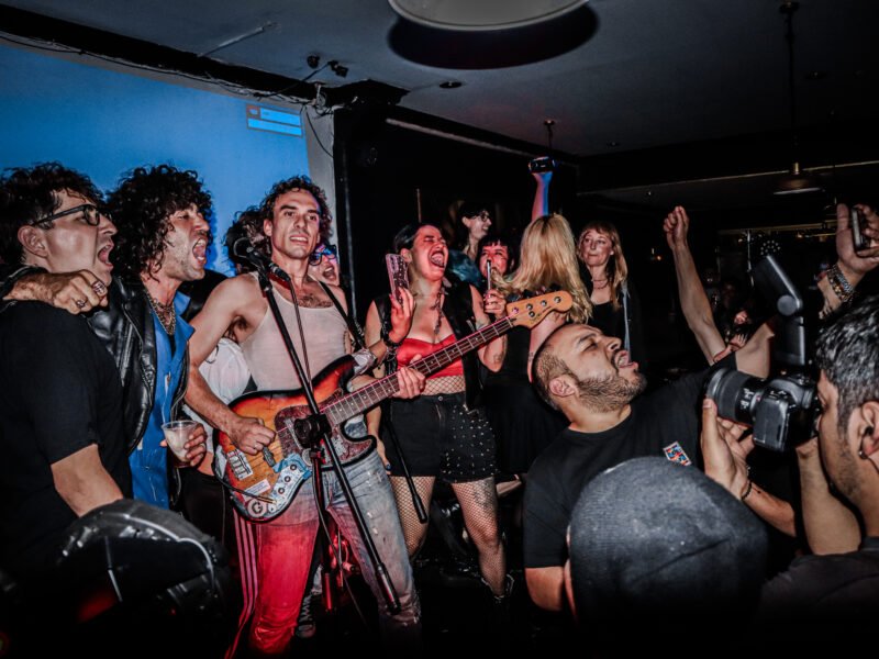 ¡Noche de volumen, sudor y distorsión con Fine Mess!